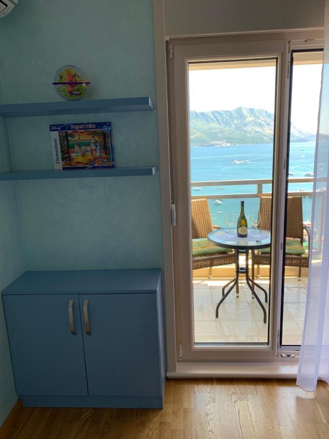 Panoramic Sea View 3-Bedroom Apartment 50 M From The Sea Будва Экстерьер фото