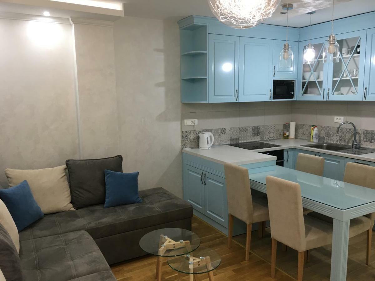 Panoramic Sea View 3-Bedroom Apartment 50 M From The Sea Будва Экстерьер фото