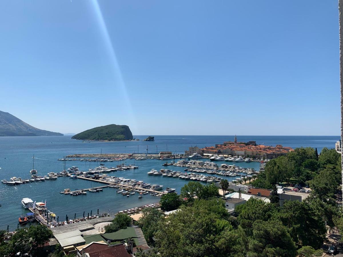 Panoramic Sea View 3-Bedroom Apartment 50 M From The Sea Будва Экстерьер фото