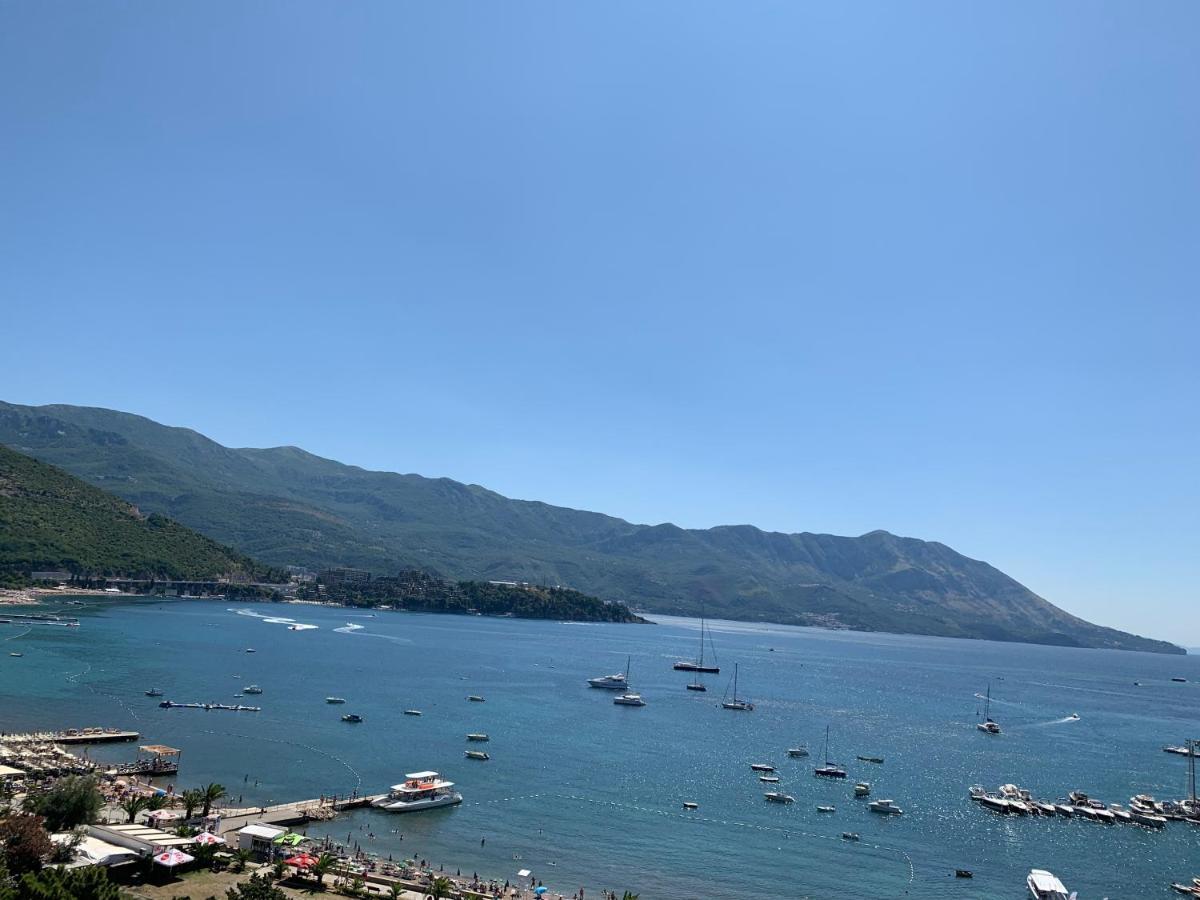 Panoramic Sea View 3-Bedroom Apartment 50 M From The Sea Будва Экстерьер фото